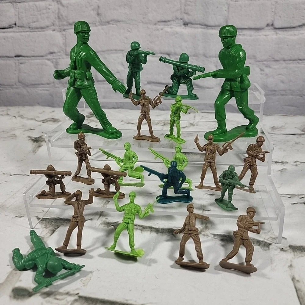 Toy‎ Soldiers Assorted Sizes and Colors Some Vintage Lot of 20